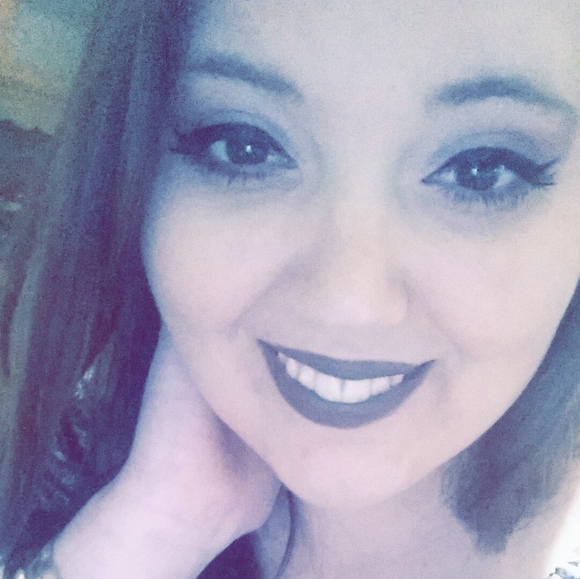 Meet your Posher, Meagan - Picture 5 of 12